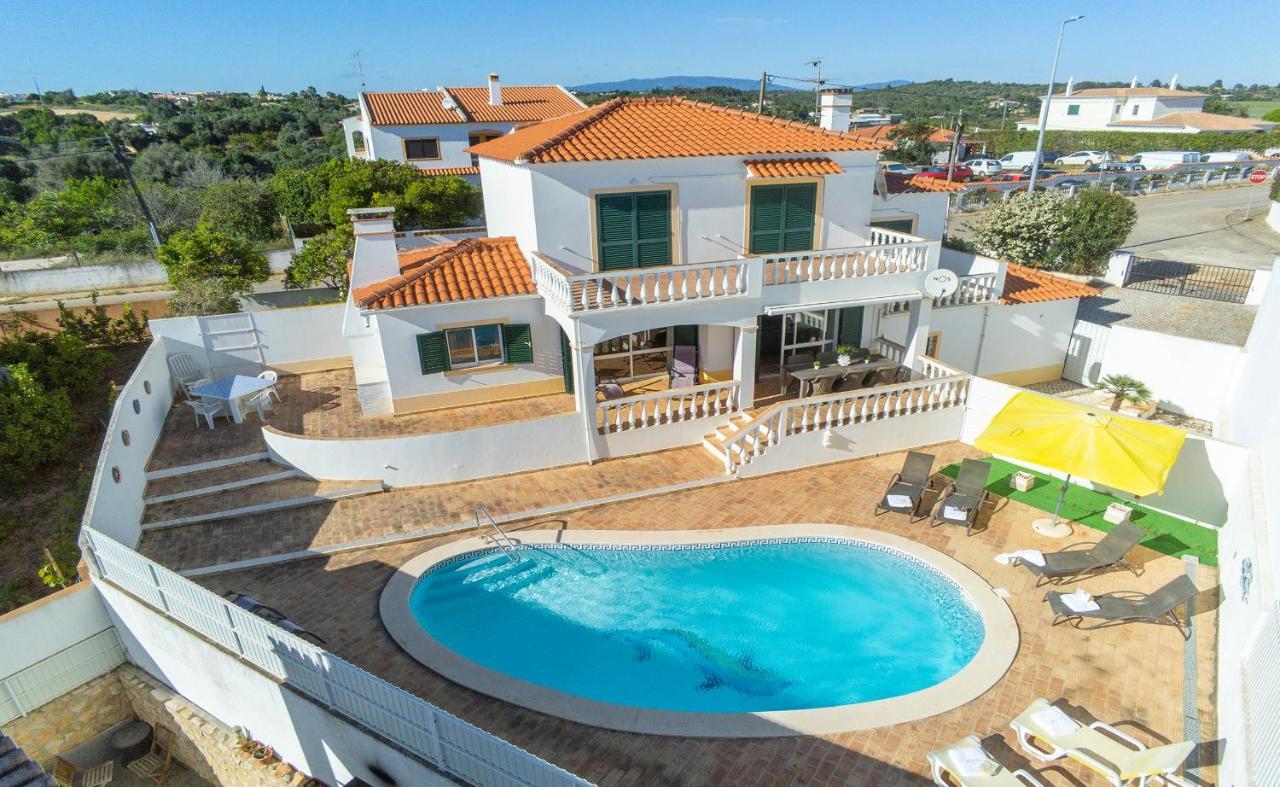 D01 - Orange Grove Villa ลากอส ภายนอก รูปภาพ